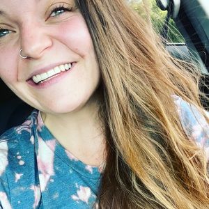 Meet your Posher, Sara